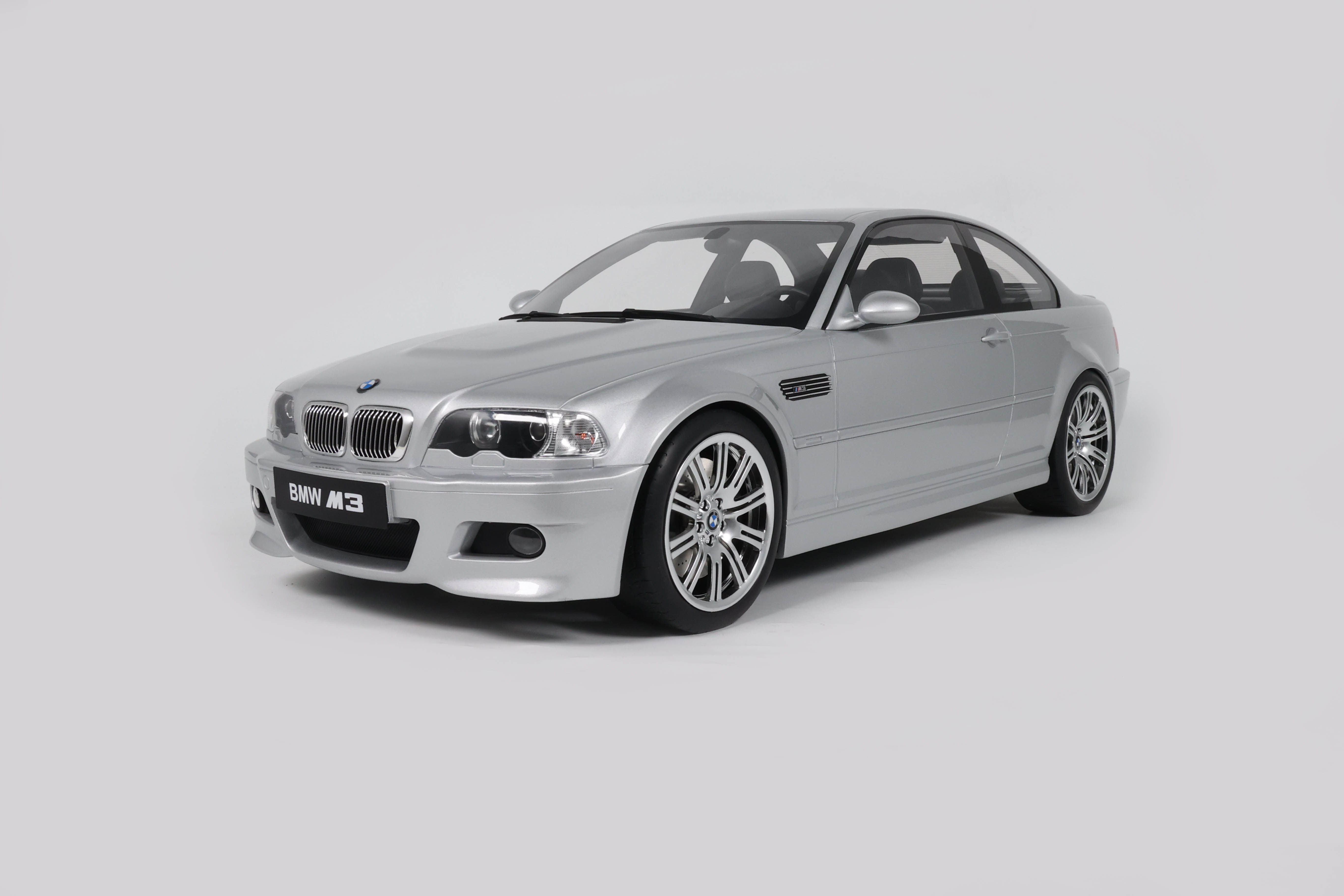 BMW M3 Coupe (E46) 2003 Zilver - 1:8